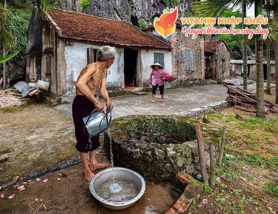 BÀI THƠ: VỀ VỚI MẸ BÀI THƠ: VỀ VỚI MẸ